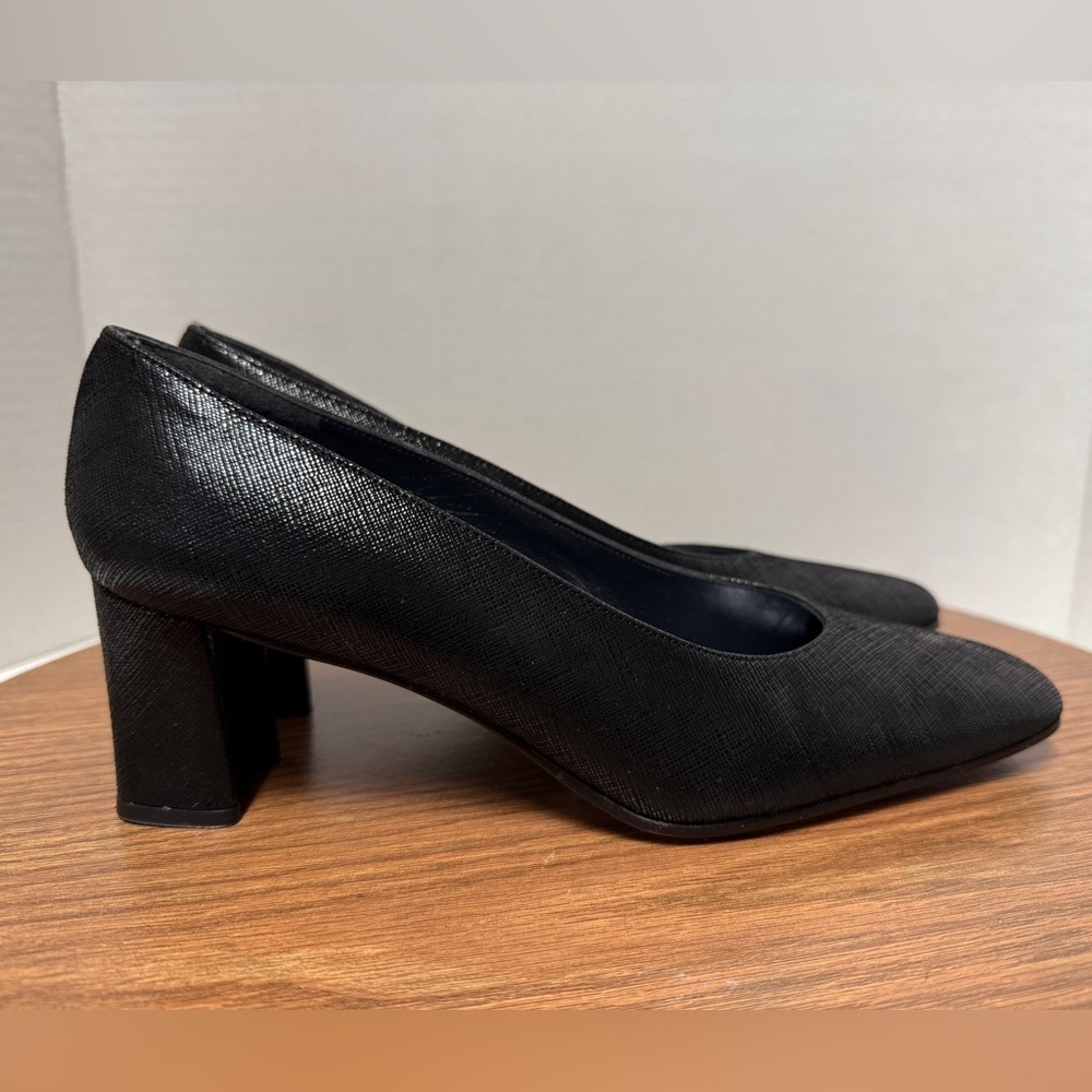 Stuart Weitzman Snakeskin-Like Print Leather Vint… - image 4